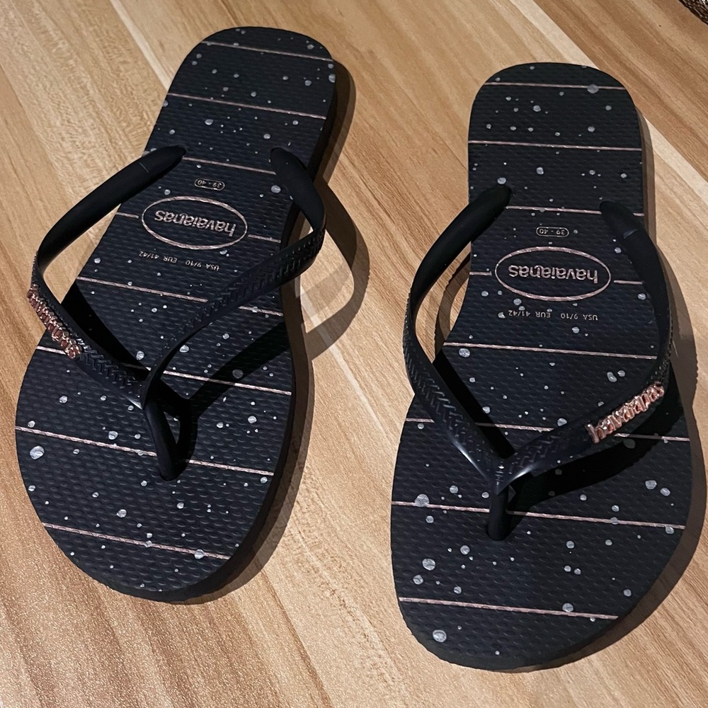 Havaianas Slim Metallic Print Stars worn once